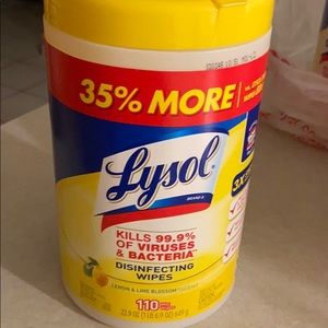 New  Lysol wipes 110ct